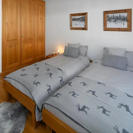 Apartment Montana Center, Ski-in And Out
