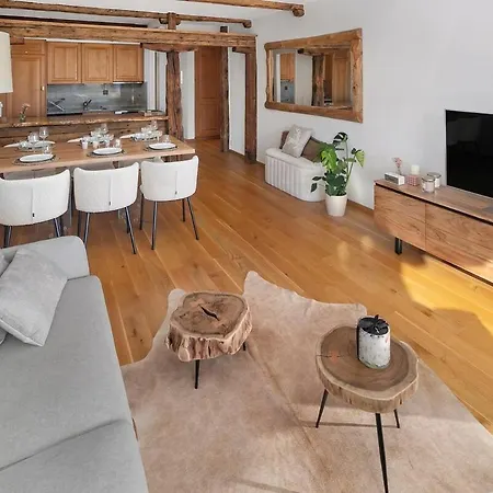 Montana Center, Ski-in And Out Apartment